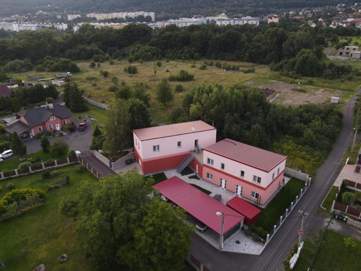 Apartmany Krupka Buitenkant foto